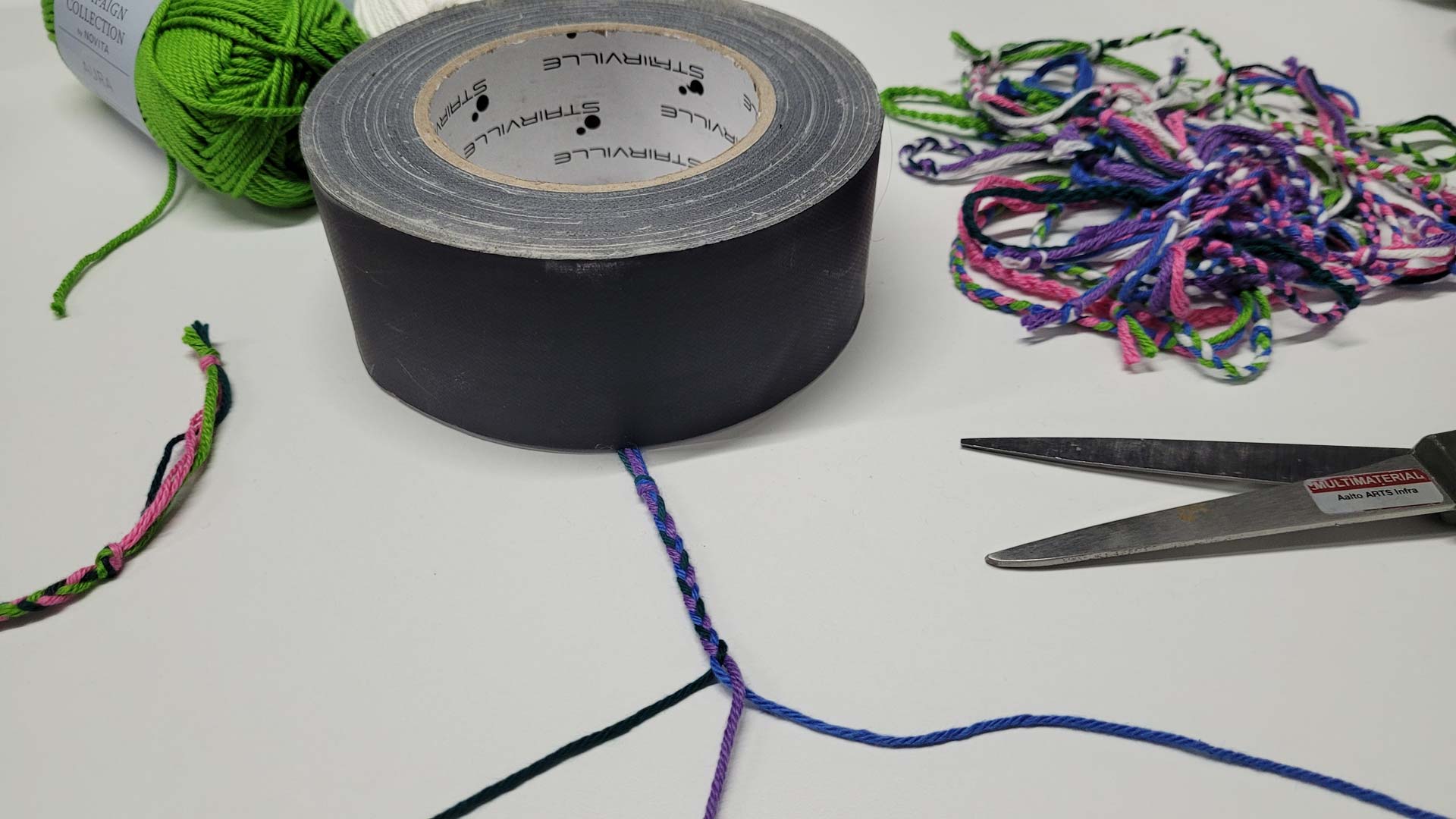 AURORA: Work-in-progress of handmade friendship bracelets